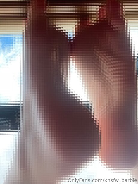 Xnsfw Barbie hermosa modelo imágenes