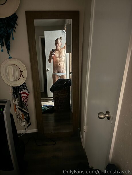 Coltonstravels actriz erótica galerías