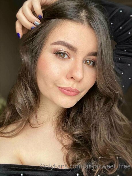 Asyasweet Free desnudos de estrellas galerías