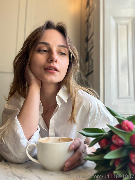 Milsmils estrella caliente imágenes