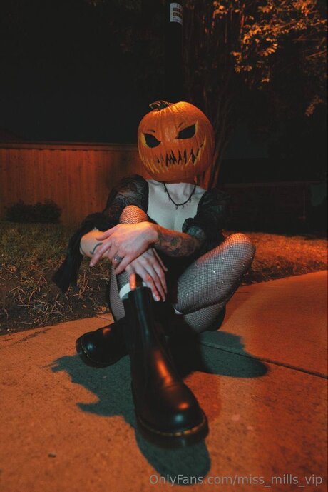 Miss Mills Vip bonita estrella porno galería