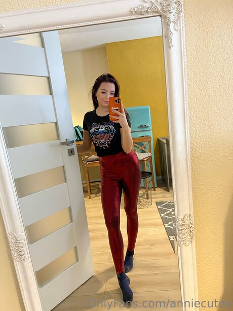 Anniecutee buena actriz imagen