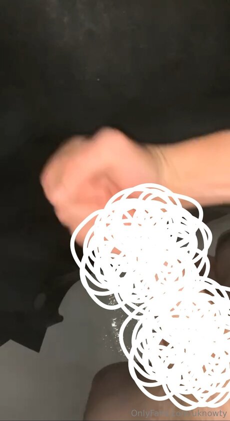 Uknowty bonita estrella porno foto