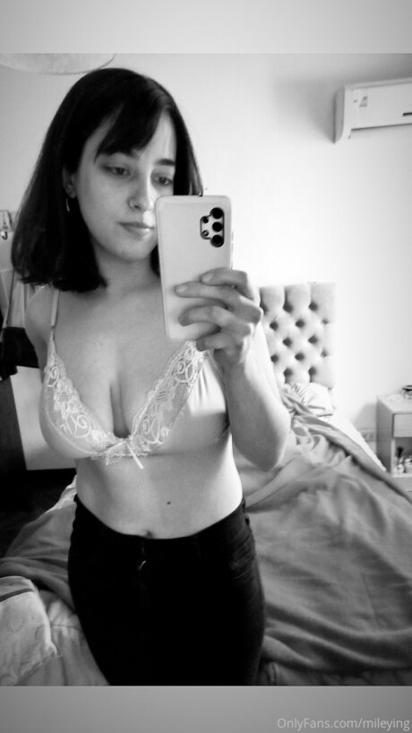 Emileying estrella porno agradable archivo