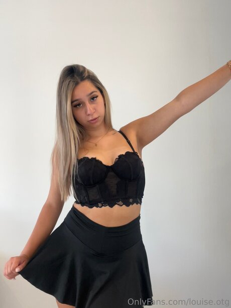 Louise Otg estrella erótica fotos