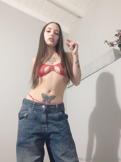 Mia Goddes estrella porno erótica imágenes