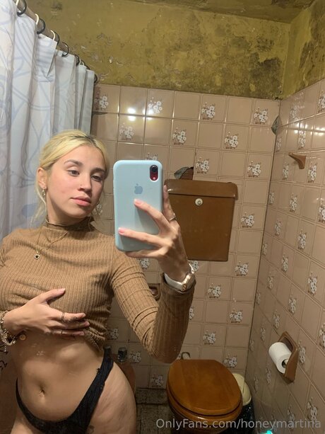 Honeymartina estrella pornografica fotos