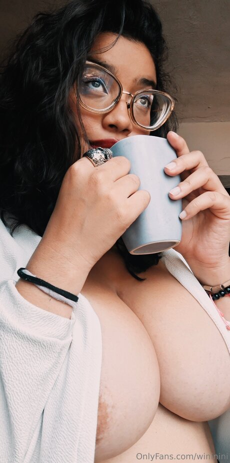 Wininini modelo sexy foto