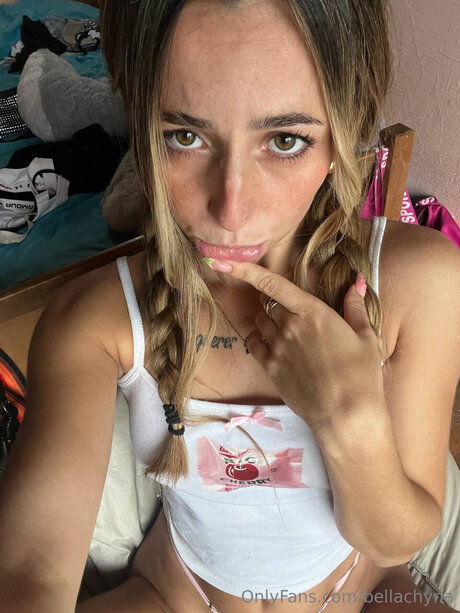 Bellachyna estrella porno gratis foto