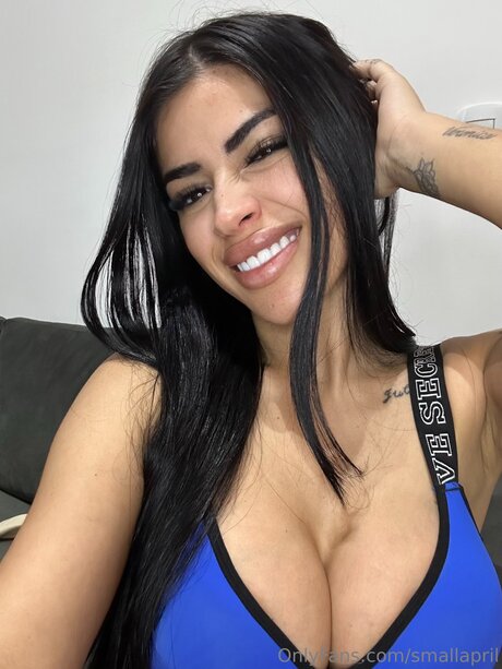 Smallapril estrella porno exclusiva fotos