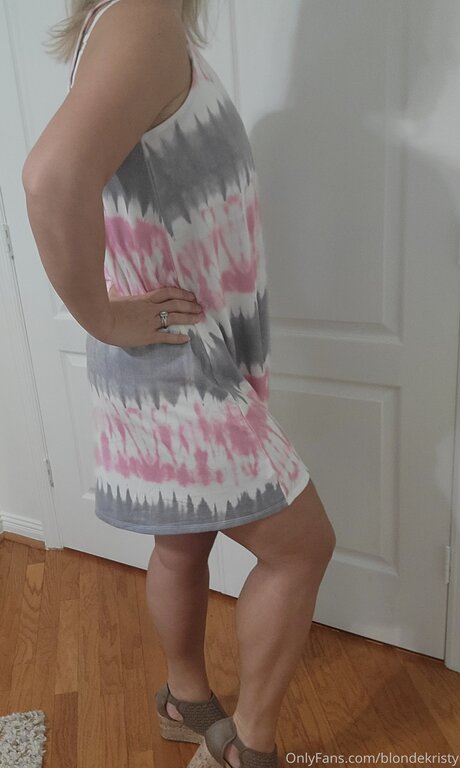 Blondekristy modelo de arte imagen