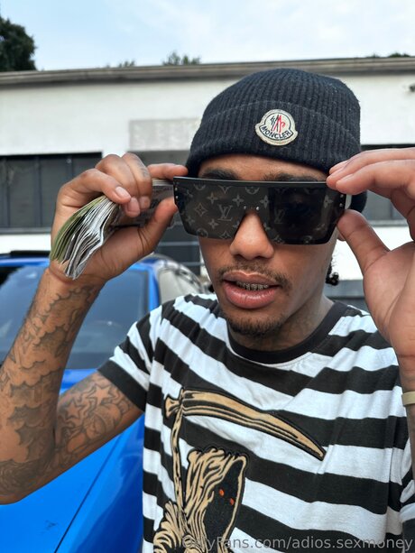 Adios Sexmoney estrella porno bonita fotos