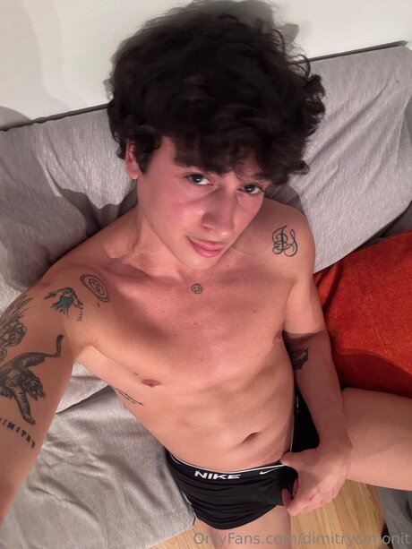 Dimitrysimonit modelo desnuda recopilación