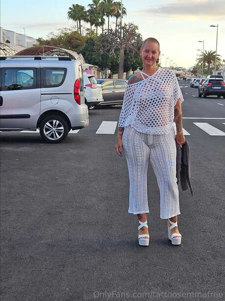 Tattoosemmafree modelo superior fotos
