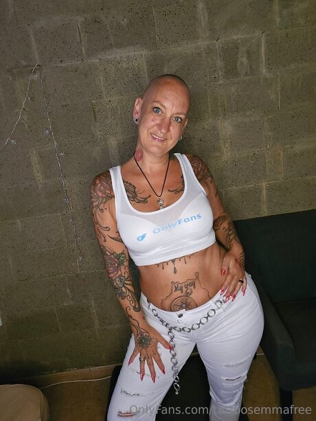 Tattoosemmafree modelo atractivo galería