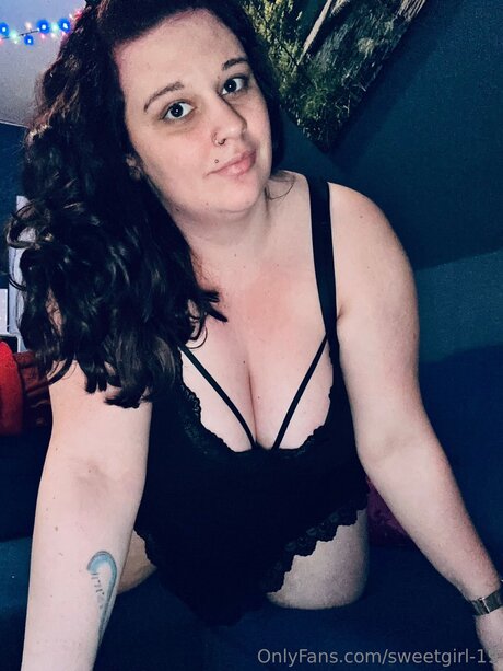 Sweetgirl 19 estrella porno bonita galerías