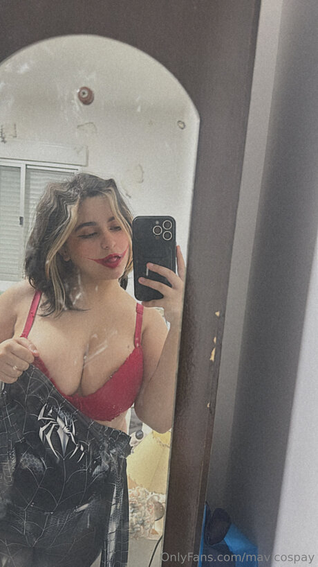 Miracosplay modelo perfecto archivo