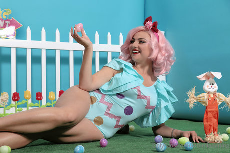 Karamia Darling estrella del arte galerías