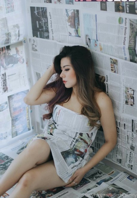 Flo The Bunny modelo desnudo recopilación