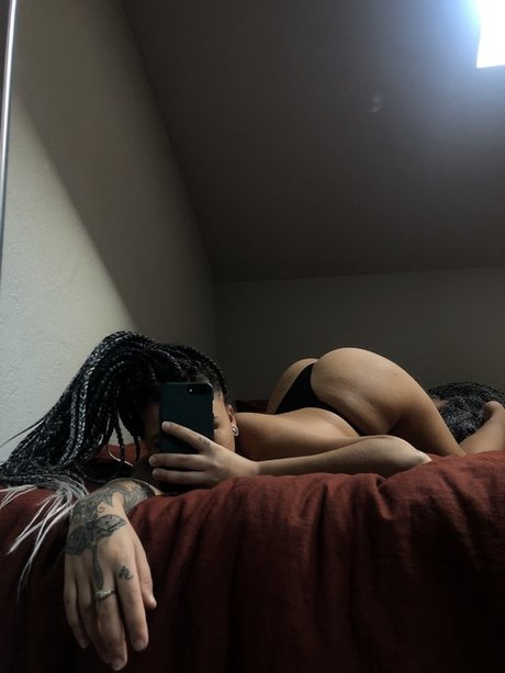 vieraralyn estrella caliente imágenes