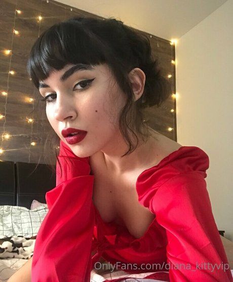 Diana Kitty estrella del arte foto