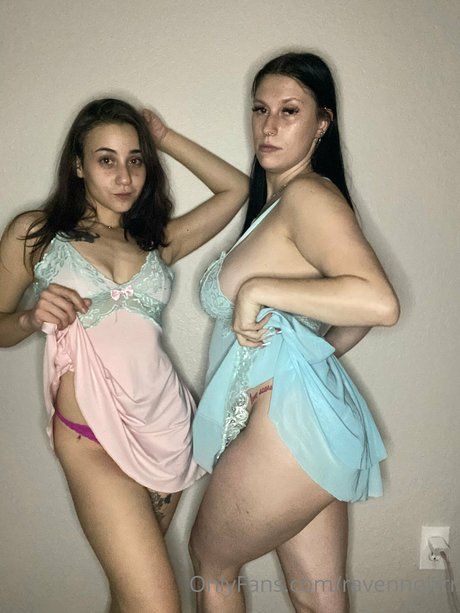 Ravennoirrr modelo desnuda galerías