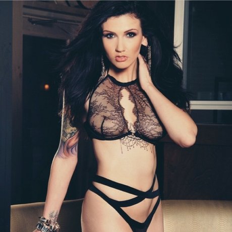 kimxchelle bonita estrella porno imagen