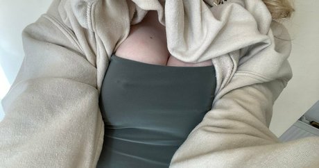 ZeeHell actriz de alta definición galerías