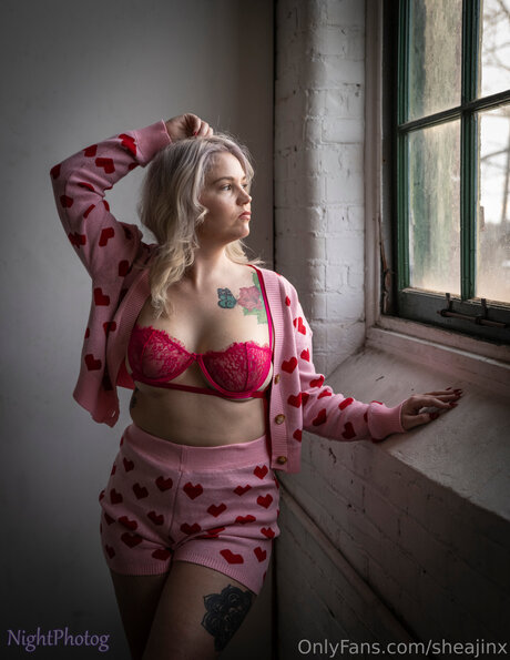 Sheajinx modelo porno imagen