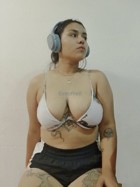 Eveofhell estrella xxx imágenes