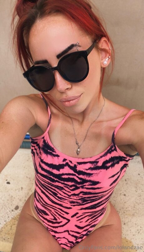 Lolandzac estrella erótica galería