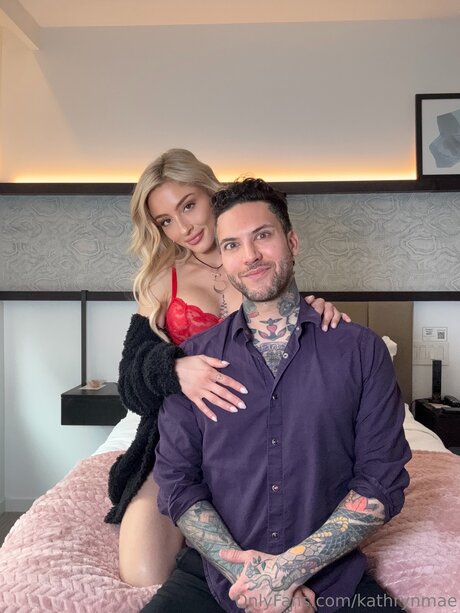 Kathrynmae modelo galerías