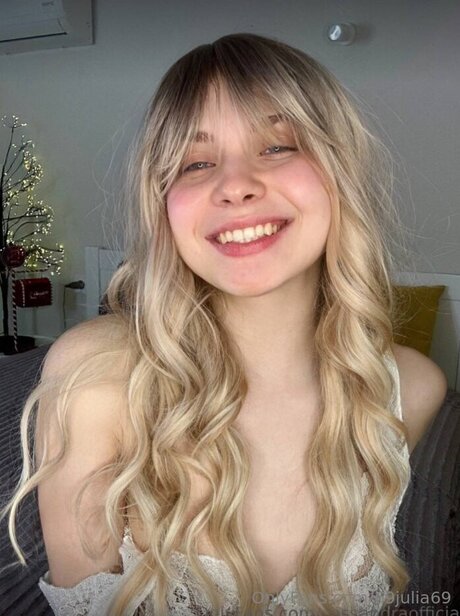 69julia69 estrella porno superior foto