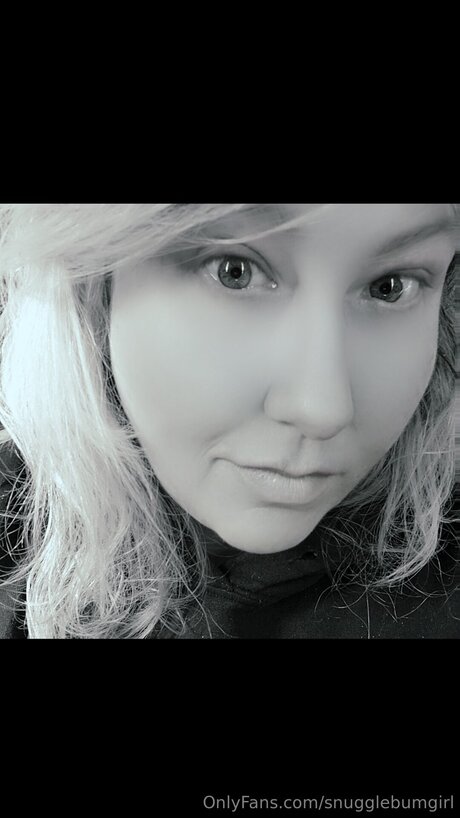 Snugglebumgirl desnudos de estrellas porno imágenes