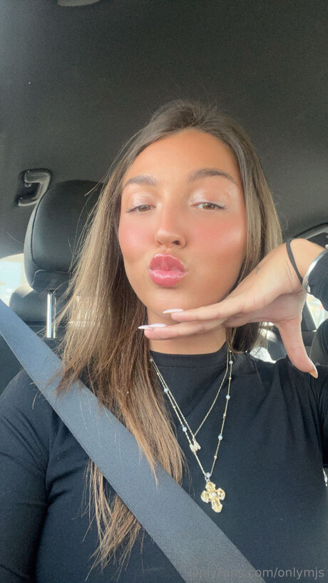 Onlymjs hermosa modelo galerías