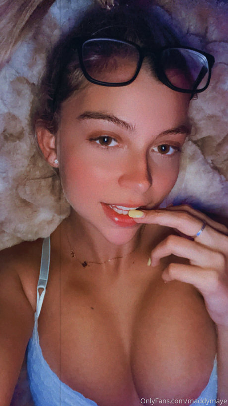 Maddy Maye modelo adulto imagen