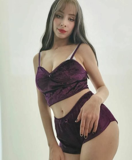 Mizzy Cyn estrella hd imagen