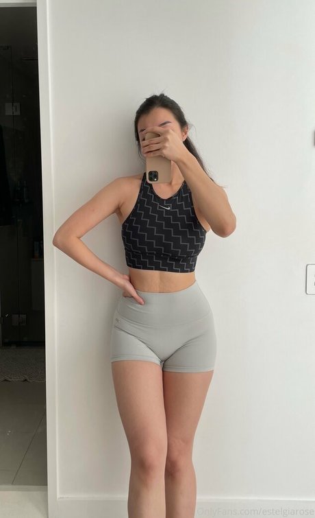 Estel Gia Rose estrella porno bonita foto