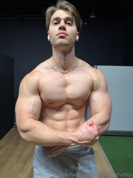 Aaronaesthetics modelo hermosa imágenes