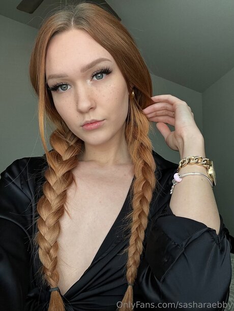 Sasharaebby desnudos estrella foto