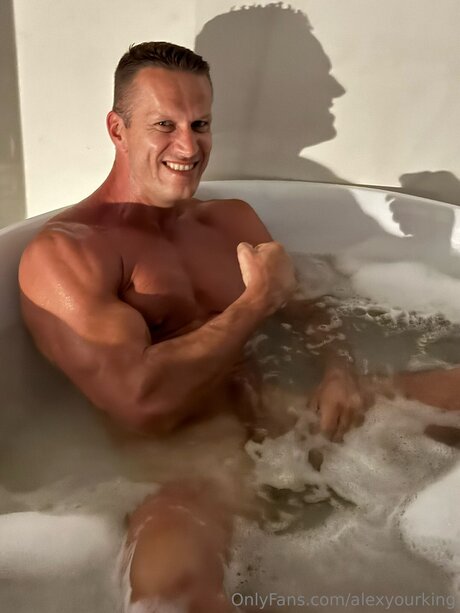 Alexyourking actriz caliente foto