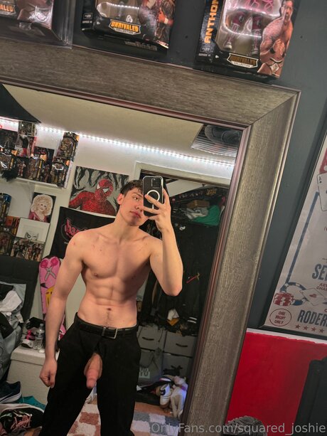 Squared Joshie bonita modelo foto