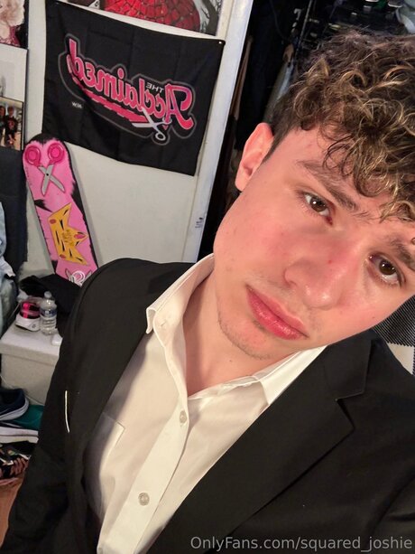 Squared Joshie modelo agradable archivo