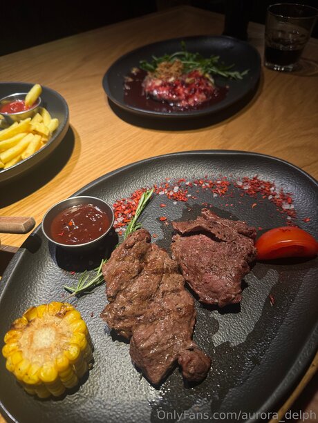 Aurora Delph modelo mejor imagen