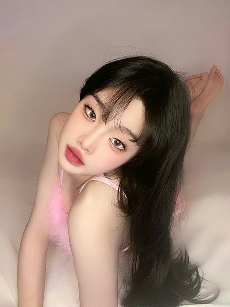 Xyakuma bonita actriz foto