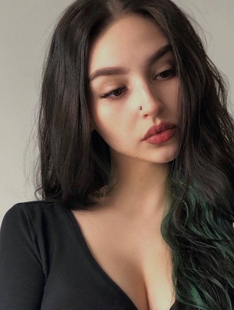 Aleksmlnv hermosa modelo imágenes