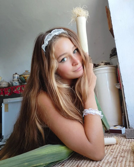 pequeña pelirroja onlyfans gratis xxx foto