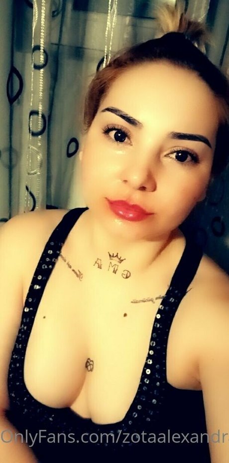 zotaalexandra estrella xxx recopilación