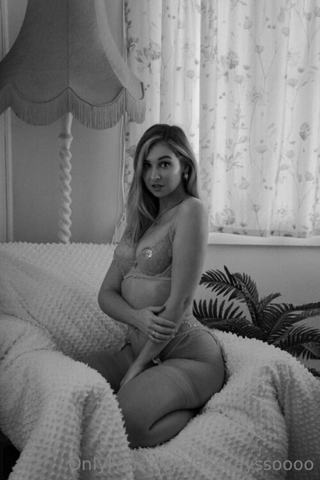 She Says Soooo libre de estrellas archivo