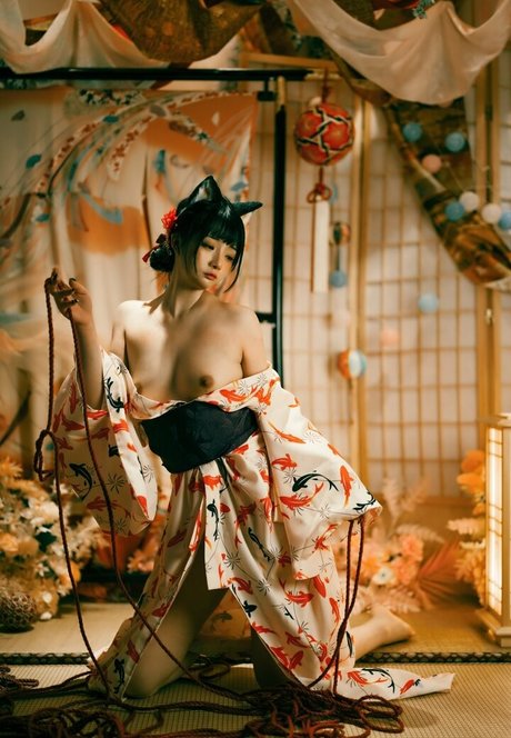 Raku estrella porno hd imágenes